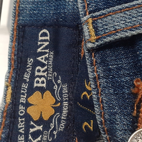 Lucky Brand Zoe Skinny Jeans Distressed ripped pants Size 2 /26 - Picture 3 of 10